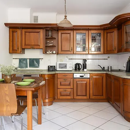 Leoapart فروتسواف