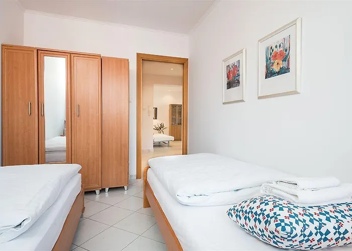 Апартаменты Leoapart *